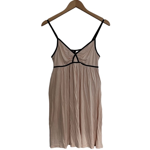 H&M Divided Size 10 Flowy Pink Mini Dress - Picture 1 of 4